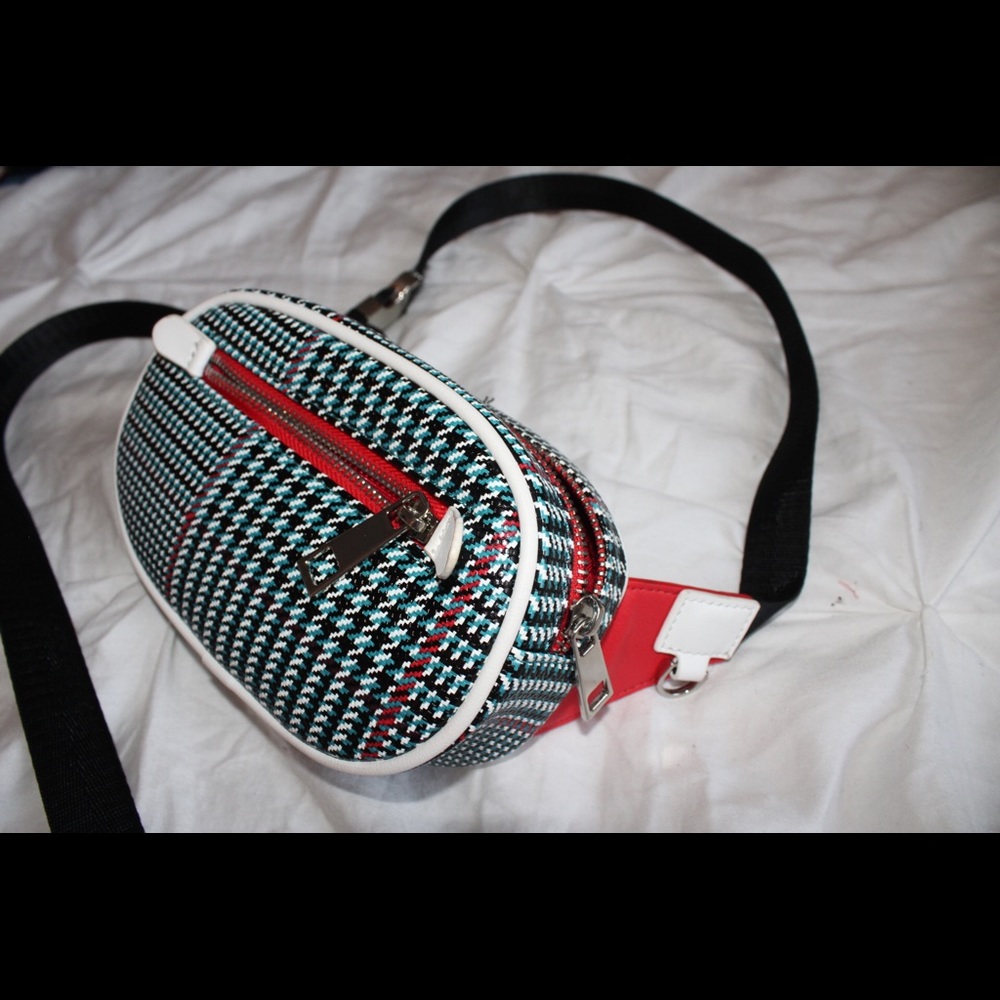 Houndstooth fanny pack
